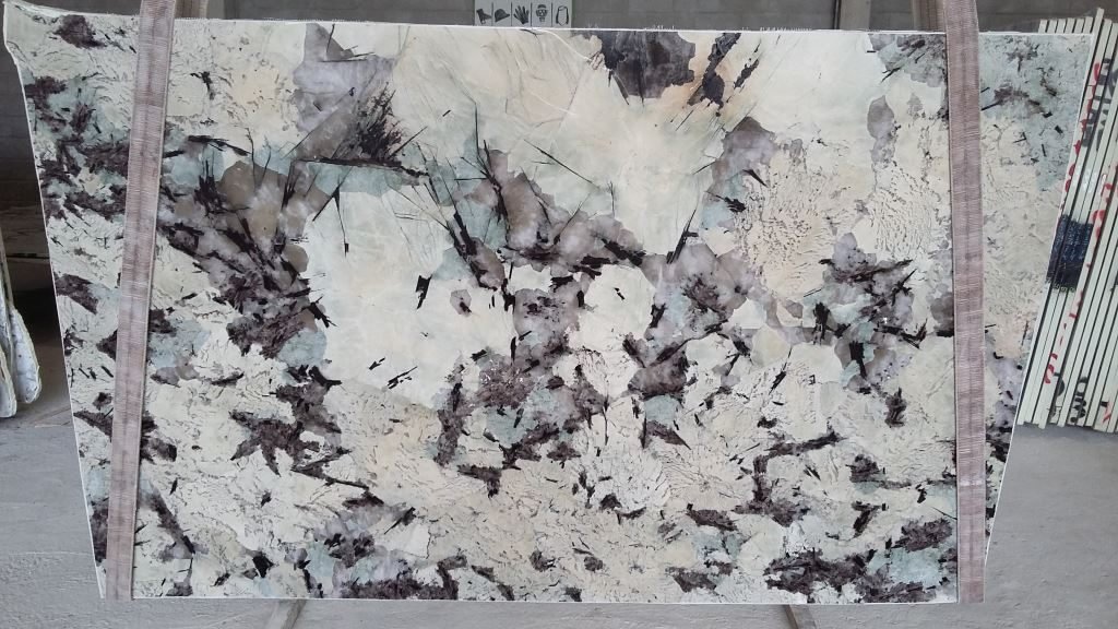 Tourmaline quartzite slab